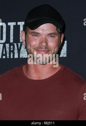 BUENA PARK, Orange County, CA, USA - 29. SEPTEMBER: Kellan Lutz bei Knott's Scary Farm und Instagram der Berühmtheit Nacht 2017 in Knott's Berry Farm am 29. September stattfand, 2017 in Fullerton, Orange County, Kalifornien, USA. (Foto von David Acosta/Image Press Agency) Stockfoto