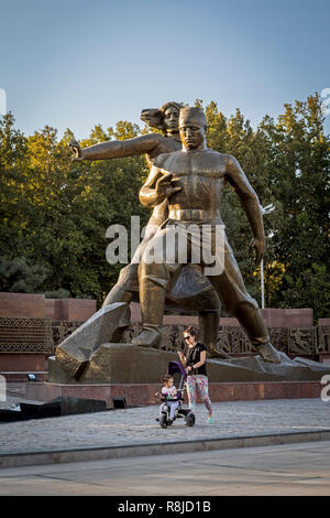 Denkmal der Mut, Erdbeben Memorial, Taschkent, Usbekistan Stockfoto