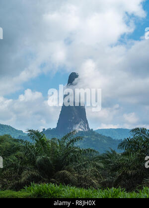 Pico do Cão Grande São Tomé Stockfoto