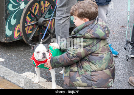 Samstag, 08 Dezember 2018-T er jährliche Lymm Dickensian Festival in Warrington, Cheshire, England, UK. Stockfoto