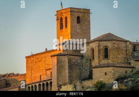 Das mittelalterliche Dorf Guimera, an den Ufern des Corb Fluss, entlang der Zisterzienser-route, Urgell Comarca, Provinz Lerida, Katalonien, Spanien Stockfoto