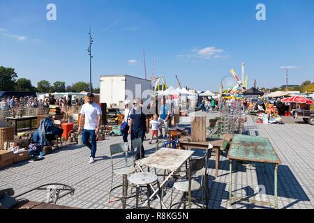 Frankreich, Nord, Lille, braderie von Lille, Esplanade von Champ-de-Mars und Vergnügungspark fair Stockfoto