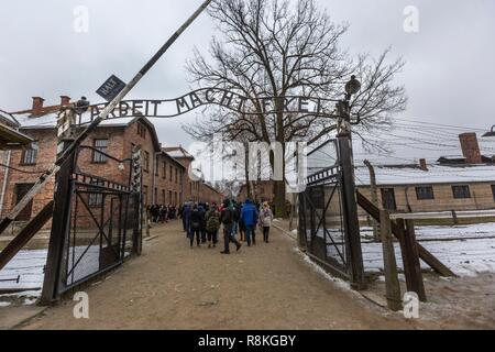 Polen, Auschwitz, Birkenau, NS-deutschen Konzentrations- und Vernichtungslager (1940-1945), Camp Eingang mit Aufschrift Arbeit macht frei, Arbeit macht frei Stockfoto