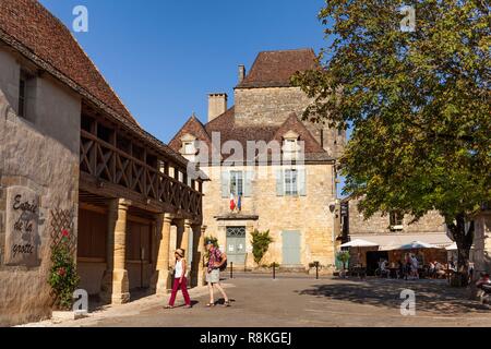 Frankreich, Dordogne, Perigord Noir, Dordogne-Tal, Domme, gekennzeichnet die schönsten Dörfer in Frankreich, Domme Stockfoto