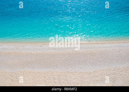 Majestic Beach mit türkisfarbenen kristallklaren Wasser. Berühmten Strand Porto Katsiki Lefkada im Ionischen Insel in Griechenland Stockfoto