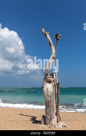 Indonesien ist auch einen Blick auf den berühmten Strand von Kuta Beach auf Bali. Stockfoto
