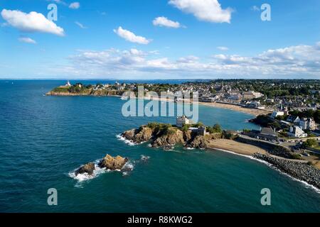 Frankreich, Cotes d'Armor, Cote de Goelo, Saint Quay Portrieux, Pointe de l'Isnain und Pointe du Sémaphore (Luftbild) Stockfoto