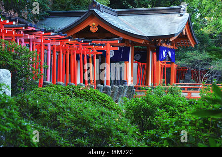 Nezu Schrein, ein Shinto Schrein in Tokio, Japan. Stockfoto