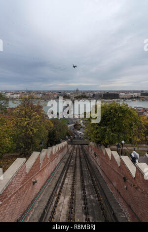 Siklo Standseilbahn auf Castle Hill, Budapest, Ungarn Stockfoto