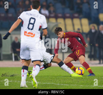 Roma, Latium, Italien. 16 Dez, 2018. Cengiz unter der AS Roma in Aktion während der Serie ein Fußballspiel zwischen AS Roma und Genua CFC im Olympiastadion gesehen. Credit: Ernesto Vicinanza/SOPA Images/ZUMA Draht/Alamy leben Nachrichten Stockfoto