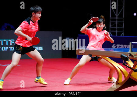 Incheon, Südkorea. 16 Dez, 2018. Chen Xingtong & Sonne Yingsha (CHN) Tischtennis: Seamaster 2018 ITTF World Tour Grand Finale Frauen verdoppelt Finale bei Namdong Gymnasium in Incheon, Südkorea. Credit: Naoki Morita/LBA SPORT/Alamy leben Nachrichten Stockfoto