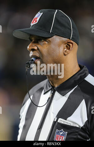 Los Angeles, CA, USA. 16 Dez, 2018. Offizielle Phil McKinnely während der NFL Philadelphia Eagles vs Los Angeles Rams im Los Angeles Memorial Coliseum Los Angeles, Ca am 16. Dezember 2018. Jevone Moore Quelle: CSM/Alamy leben Nachrichten Stockfoto