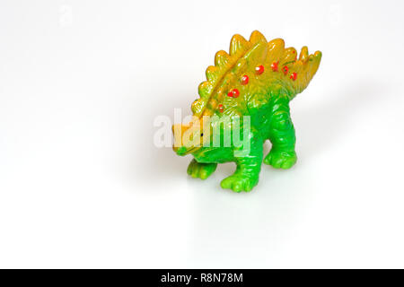 Billig Kunststoff Dinosaurier Spielzeug. Studio Foto. Stockfoto