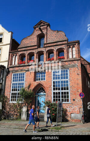 Altes Haus im Hafen Viertel am Stintmarkt, Lüneburg, Lüneburg, Niedersachsen, Deutschland, Europa Stockfoto