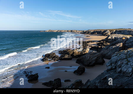 Port Bara und Port Rhu an der Westküste von Saint-Pierre-Quiberon (Morbihan, Frankreich) Stockfoto