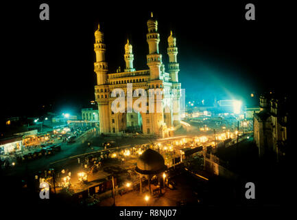 Dekoriert Minar und Fassade der charminar, Hyderabad, Andhra Pradesh, Indien Stockfoto