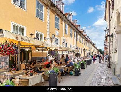 Cafés und Restaurants auf Torņa Iela in der Altstadt, Vecriga (Riga), Riga, Lettland Stockfoto