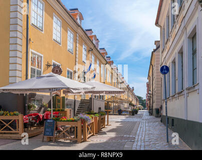 Cafés und Restaurants auf Torņa Iela in der Altstadt, Vecriga (Riga), Riga, Lettland Stockfoto