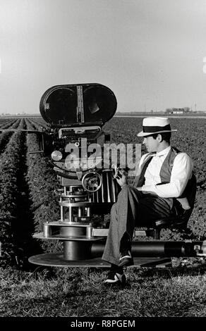 Studio Werbung immer noch von "Bonnie und Clyde" (1967), Warner Bros., Warren Beatty Datei Referenz # 33635 515 THA Stockfoto