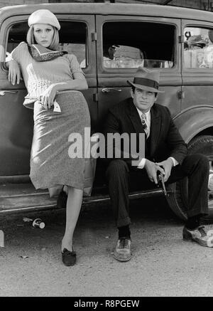Studio Werbung immer noch von "Bonnie und Clyde" (1967), Warner Bros., Faye Dunaway, Warren Beatty Datei Referenz # 33635 518 THA Stockfoto