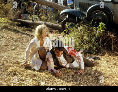 Studio Werbung immer noch von "Bonnie und Clyde" (1967), Warner Bros., Faye Dunaway, Warren Beatty Datei Referenz # 33635 530 THA Stockfoto