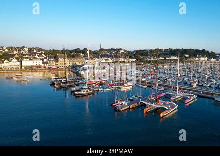 Frankreich, Morbihan, La Trinite Sur Mer, Hafen, Crac'h Fluss (Luftbild) Stockfoto