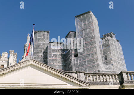 Sanierungsarbeiten auf dem Dach des Château de Chambord an der Loire, Frankreich, Stockfoto