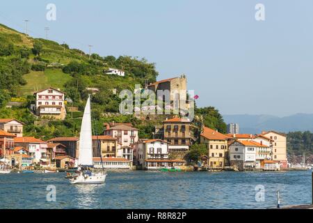 Spanien, Guipuzkoa, aalen Sie sich Land, Pasaia, Blick auf pasaia Donibane Stockfoto