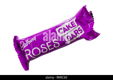 Cadbury Roses Kuchen bar Hazel whirl Geschmack auf weißem Hintergrund Stockfoto