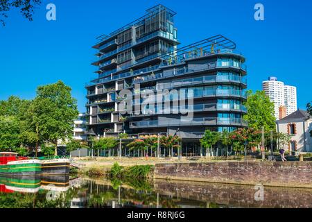 Frankreich, Ille-et-Vilaine, Rennes, Kappe Mail, Luxus Apartment Gebäude, entworfen von dem Architekten Jean Nouvel Stockfoto