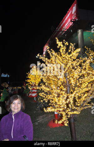 Baguio City 31.12.2018, feiern die Blousum Licht während der Nacht zeigen, Kick off der letzten Woche der Saison ein jährliches Festival Stockfoto
