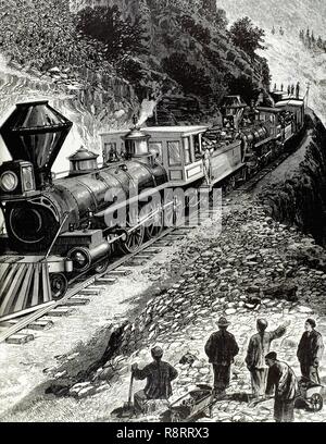 Die Vereinigten Staaten. des 19. Jahrhunderts. Ein Zug der Central Pacific Railroad Company, angetrieben von zwei Lokomotiven in einer Tour rund um California. Sie erreichen 7,07 Fuß über dem Meeresspiegel. Kupferstich von Frank Leslie's Illustrated Zeitung. April 1878. Stockfoto