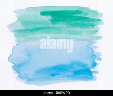 Abstrakte handbemalt blau und grün gefärbten Aquarell Hintergrund mit Aquarell Flecken und Papier Textur auf weißem Hintergrund. Stockfoto