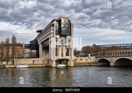 Französische Finanzministerium in Bercy - Paris, Frankreich Stockfoto