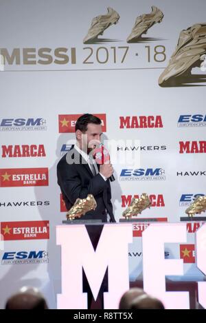 Barcelona, Spanien. 18. Dezember, 2018. Fußballspieler Leo Messi bei Lieferung des Gold Boot 2018 in Barcelona am Dienstag, den 18. Dezember 2018 Credit: CORDON Cordon Drücken Sie die Taste/Alamy leben Nachrichten Stockfoto