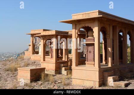 Cenotophs der königlichen Herrscher von Jodhpur Marwar Könige Jaswant Thada Rajashan Indien Stockfoto