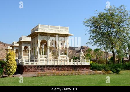 Cenotophs der königlichen Herrscher von Jodhpur Marwar Könige Jaswant Thada Rajashan Indien Stockfoto