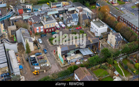 Bild zeigt eine Luftaufnahme des Eastenders in Elstree und Borehamwood eingestellt. Stockfoto