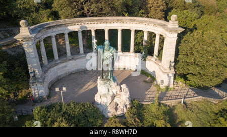 Gerhard von Gerhard von Csanád Csanád Denkmal Denkmal oder Szent Gellért - szobor, Budapest, Ungarn Stockfoto