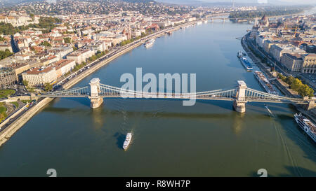 Széchenyi Kettenbrücke oder Széchenyi Lánchíd, Budapest, Ungarn Stockfoto