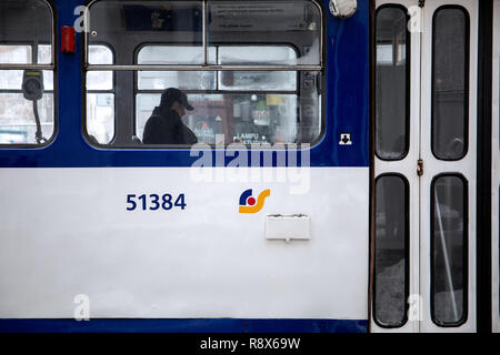 Rigas Satiksme. Englisch: Verkehr von Riga ist ein städtisch - im Besitz der öffentlichen Verkehrsmittel und Parkplätze Behörde Riga dienen Stockfoto