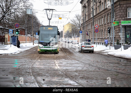Rigas Satiksme. Englisch: Verkehr von Riga ist ein städtisch - im Besitz der öffentlichen Verkehrsmittel und Parkplätze Behörde Riga dienen Stockfoto