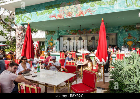 Miami Beach, Florida, Collins Avenue, Faena, Hotelhotels Unterkunft Inn Motel Motels, Luxus, Bezirk, Veranda, Restaurant Restaurants Essen Essen Essen Essen gehen c Stockfoto