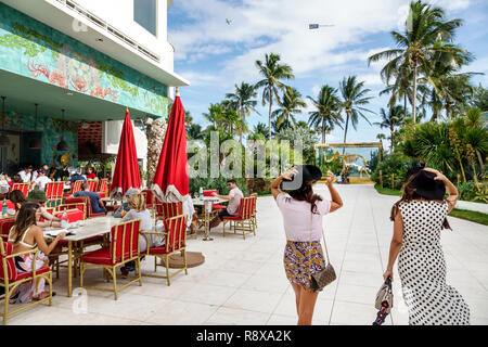 Miami Beach, Florida, Collins Avenue, Faena, Hotelhotels Unterkunft Inn Motel Motels, Luxus, Bezirk, Veranda, Restaurant Restaurants Essen Essen Essen Essen gehen c Stockfoto