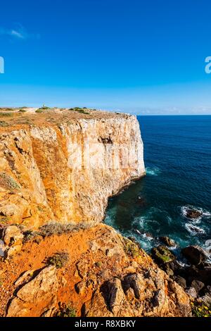 Portugal, Algarve, Süd-west Alentejano und Costa Vicentina, Sagres im äußersten Südwesten von Portugal und Europa, Ponta de Atalaia, heiligen Ort, das war die Grenze der bekannten Welt Stockfoto