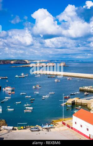 Portugal, Algarve, Süd-west Alentejano und Costa Vicentina, Sagres im äußersten Südwesten von Portugal und Europa, der Fischerhafen Stockfoto