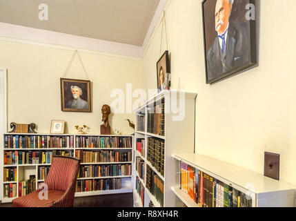 William Faulkner's Library wird dargestellt, an seinem Haus an Rowan Oak, 30. Mai 2015, in Oxford, Mississippi. Stockfoto