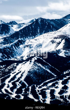 In Keystone, Colorado fotografiert. Perfekter Ort zum Skifahren oder Snowboarden oder andere Aktivitäten im Winter. Stockfoto