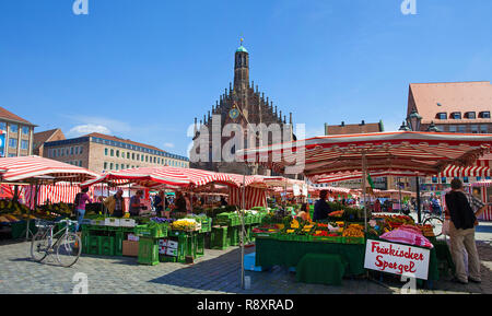Hauptmarkt, hinter der Kirche Unserer Lieben Frau, Altstadt, Nürnberg, Franken, Bayern, Deutschland, Europa Stockfoto