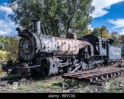 Lokomotive noch nicht restauriert, Cumbres & Toltec Scenic Railroad Depot, Chama, New Mexico. Stockfoto